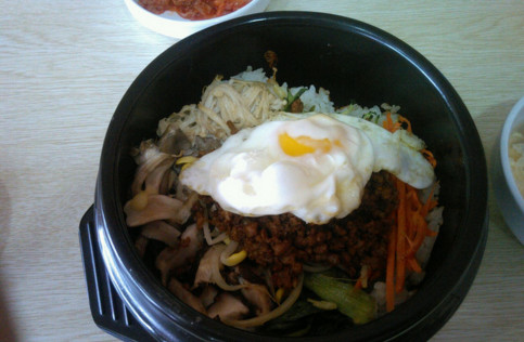 真一味石锅拌饭加盟