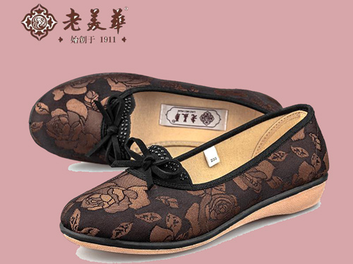 老美华布鞋加盟