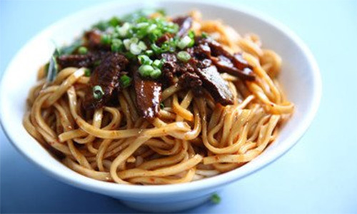 牛大胆拌面加盟