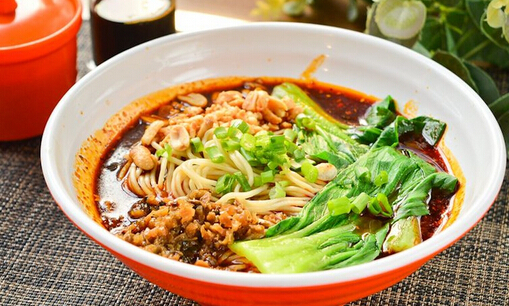 憨胖妈重庆小面加盟