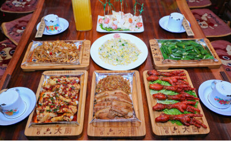 六大厨烧蒸菜加盟