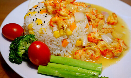 郑文琪龙虾盖浇饭加盟