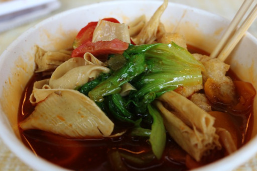 东北大碗麻辣烫加盟