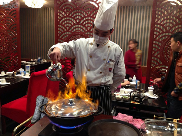 约启青年主题餐厅加盟店