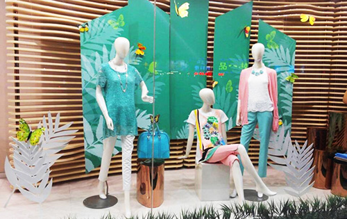 莉佳丽女装加盟