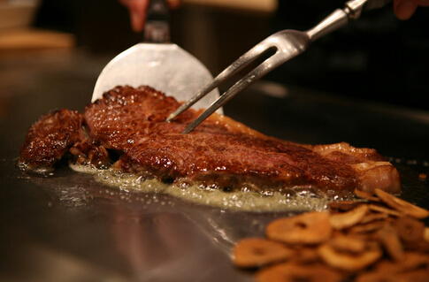 佐邻铁板烧加盟