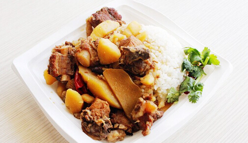 今骨记排骨饭加盟