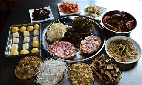 屯老二农家铁锅炖加盟