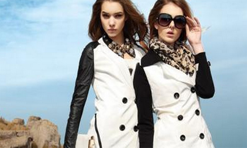 华丹尼女装加盟