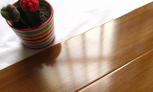 龙叶地板加盟店