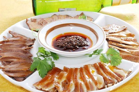 黔鼎牛肉汤加盟