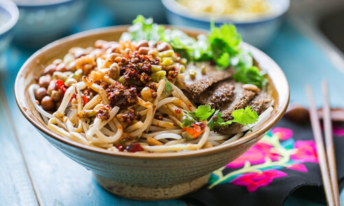 来碗手擀面加盟