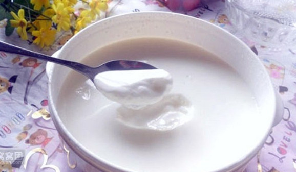 唇滋恋酸奶吧加盟