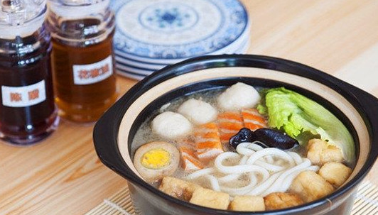 不一样砂锅面加盟