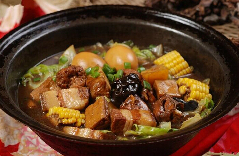 开汤鼎记铁锅炖加盟店