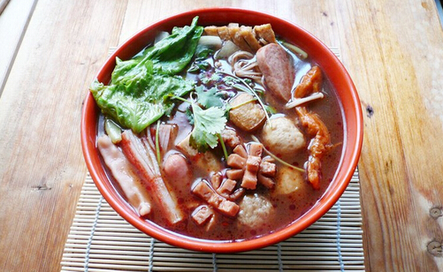 乐膳王麻辣烫加盟店