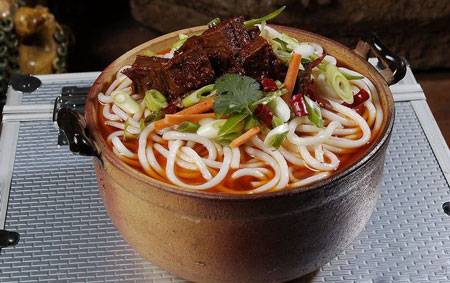 一锅香过桥米线加盟