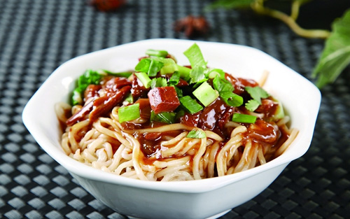 十八子牛肉面加盟