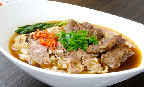 吉多方台式牛肉面加盟