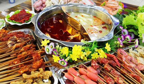 鑫源碟串串香加盟