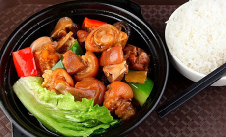 开口福黄焖鸡米饭加盟