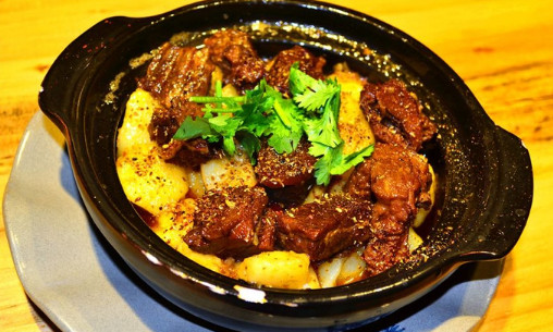 十吉老砂锅加盟