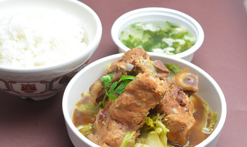 奉天排骨米饭加盟