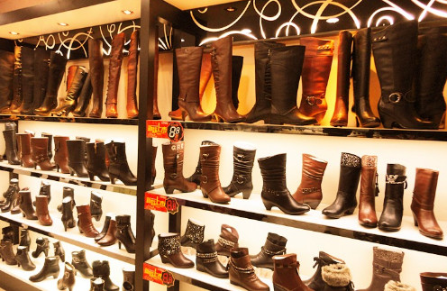 百尚丽38元女鞋加盟店