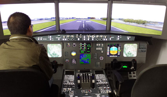 立巢航科飞行模拟馆加盟