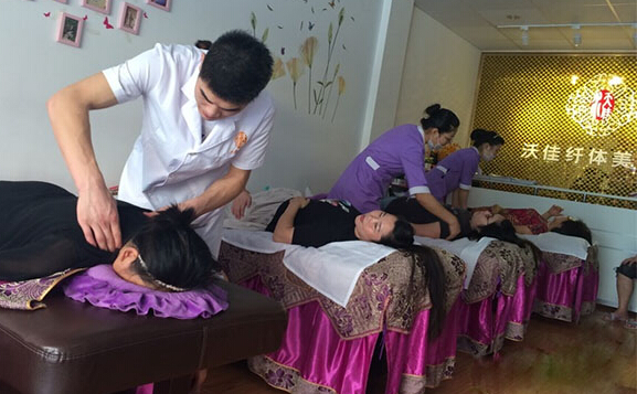 沃佳纤体美容坊加盟店