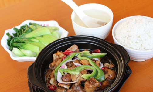 一品轩黄焖鸡米饭加盟