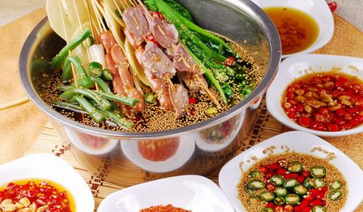 香巴王国串串香加盟