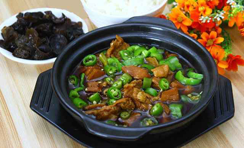 刘记黄焖鸡米饭加盟