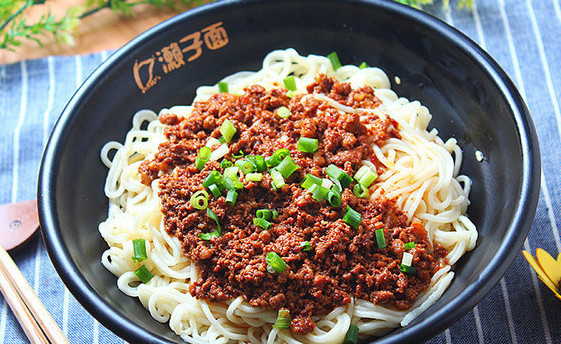 濑子杂酱面加盟