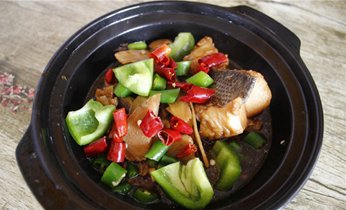 张一绝黄焖鸡米饭加盟