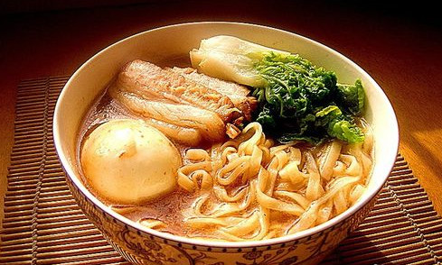 杨登金金牌卤肉面加盟