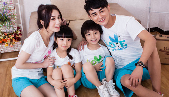 非常一家亲子装加盟