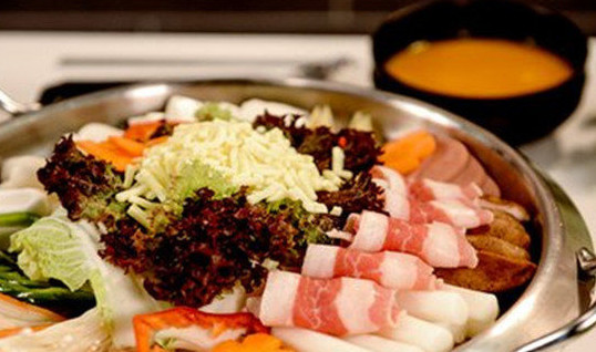 花花烤肉班加盟