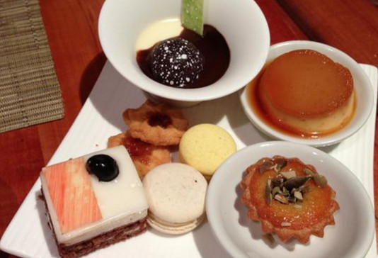 甜兮兮甜品店加盟