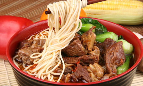 新农明彪牛肉面加盟