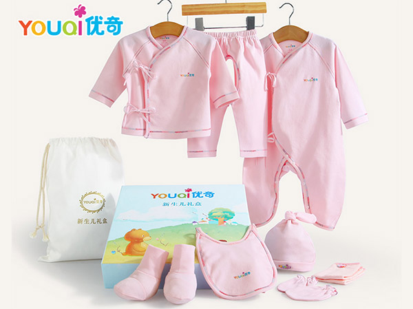 优奇童装加盟店