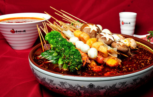 时尚红唇麻辣烫加盟