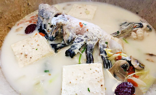 巴人寨蒸汽石锅鱼加盟