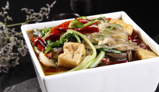 川流不息麻辣烫加盟