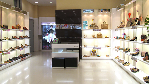 百思图女鞋加盟