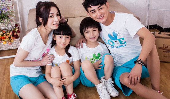 非常一家亲子装加盟