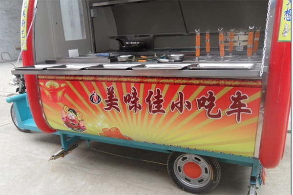 美味佳小吃车加盟店