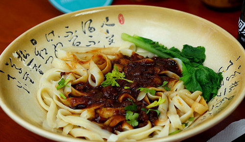 大碗聚面馆加盟