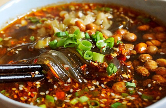 炫多酸辣粉加盟