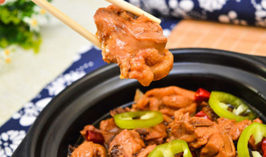 灿阳斋黄焖鸡米饭加盟